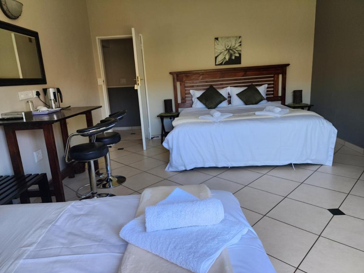 Southy Inn By The Lake Benoni Ngoại thất bức ảnh